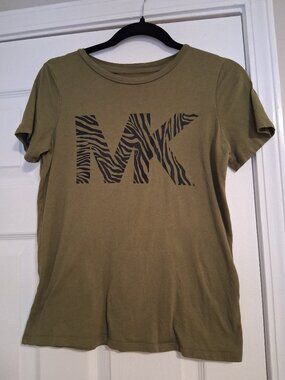 Michael by Michael Kors t-shirt. Size extra small. Olive green/black